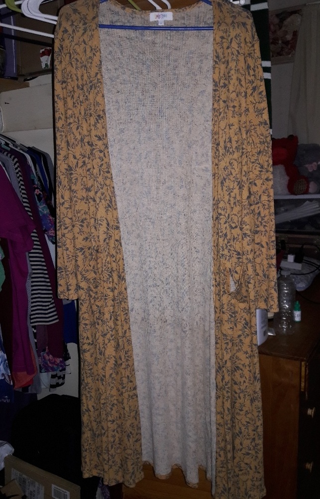 Lularoe Med Printed Sarah Mustard Perfect for Fall